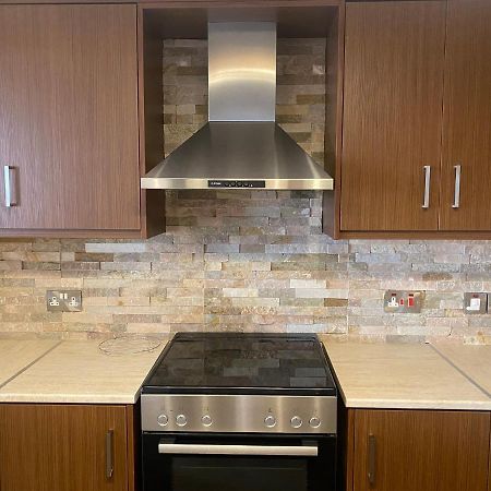 Philip Spacious Apartment Лимасол Экстерьер фото