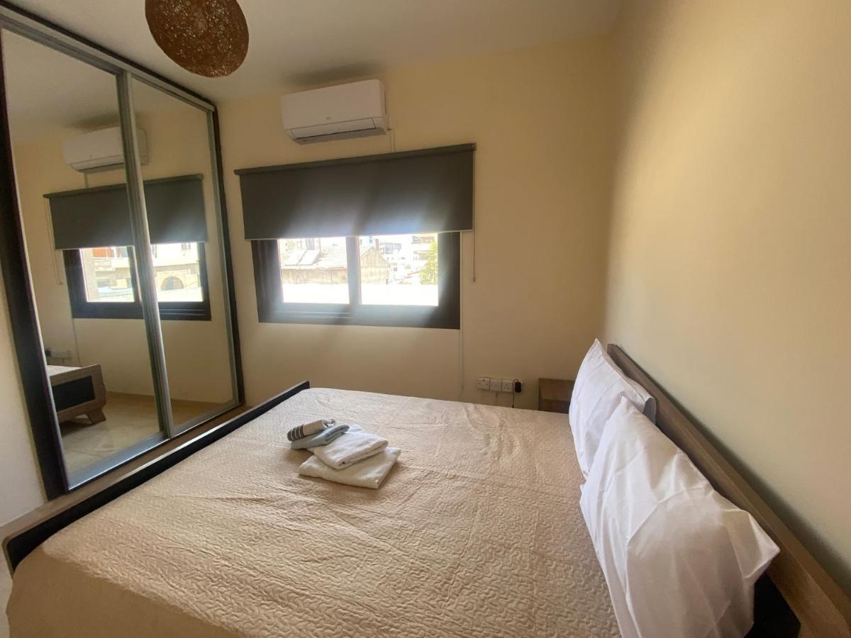 Philip Spacious Apartment Лимасол Экстерьер фото