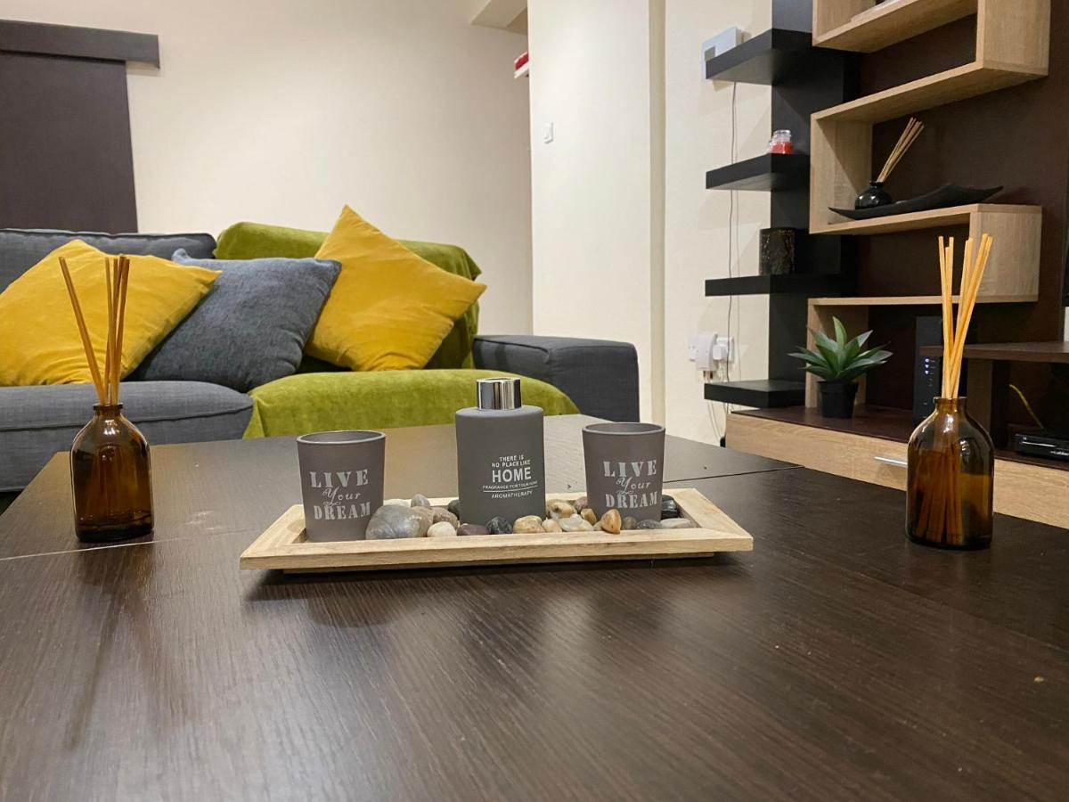 Philip Spacious Apartment Лимасол Экстерьер фото